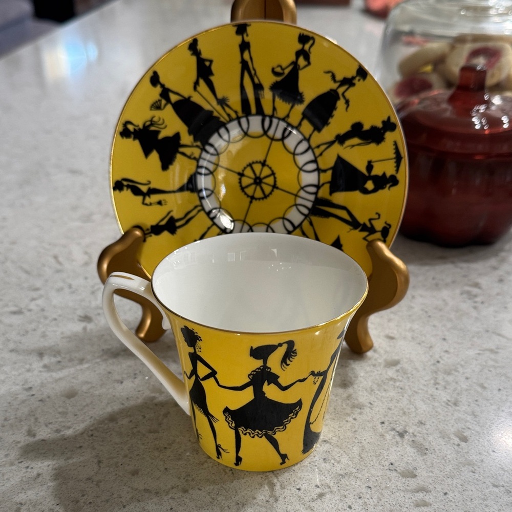 Nordstrom R Toledo Circle of Style tea cup and saucer set